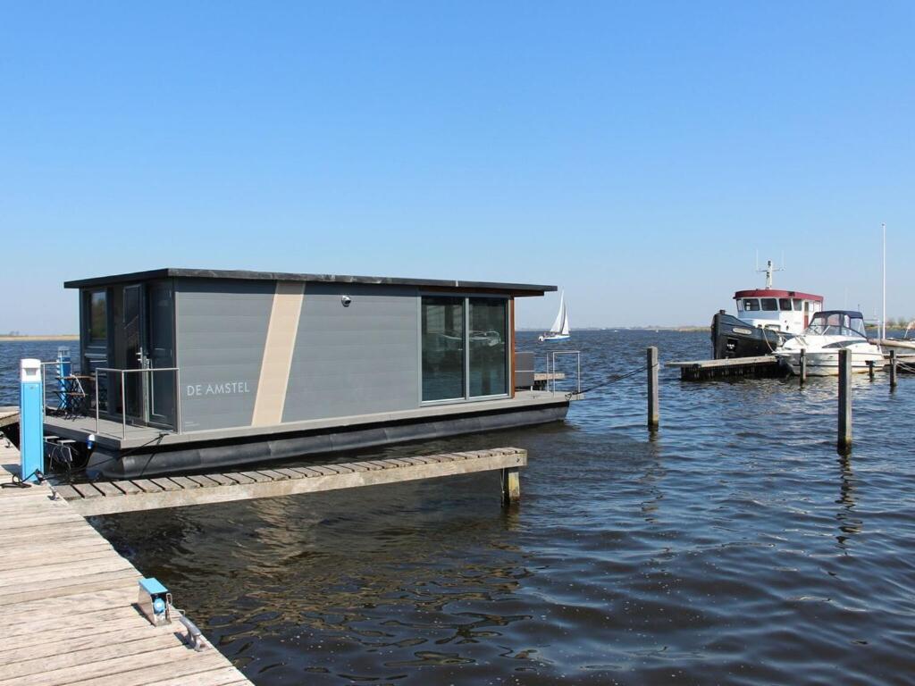 Modern Houseboat With Air Conditioning Located In Marina Uitgeest Bagian luar foto